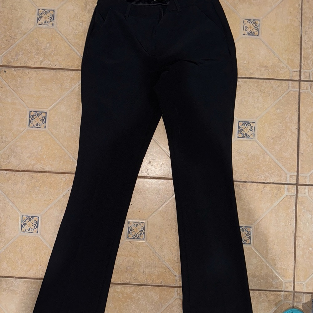 Women’s Black Pants Express